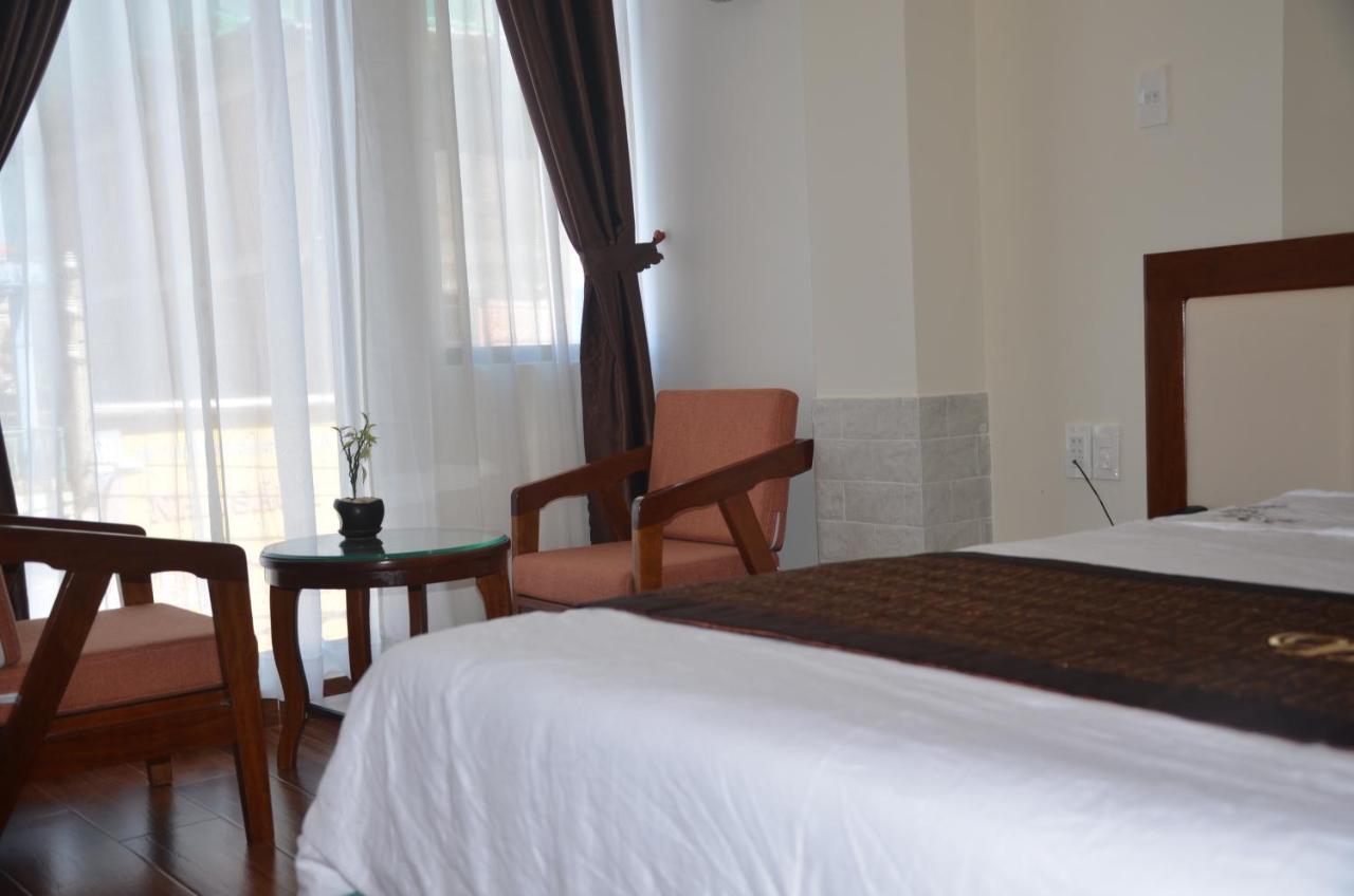 Hao Hoa Hotel Kon Tum Exterior photo